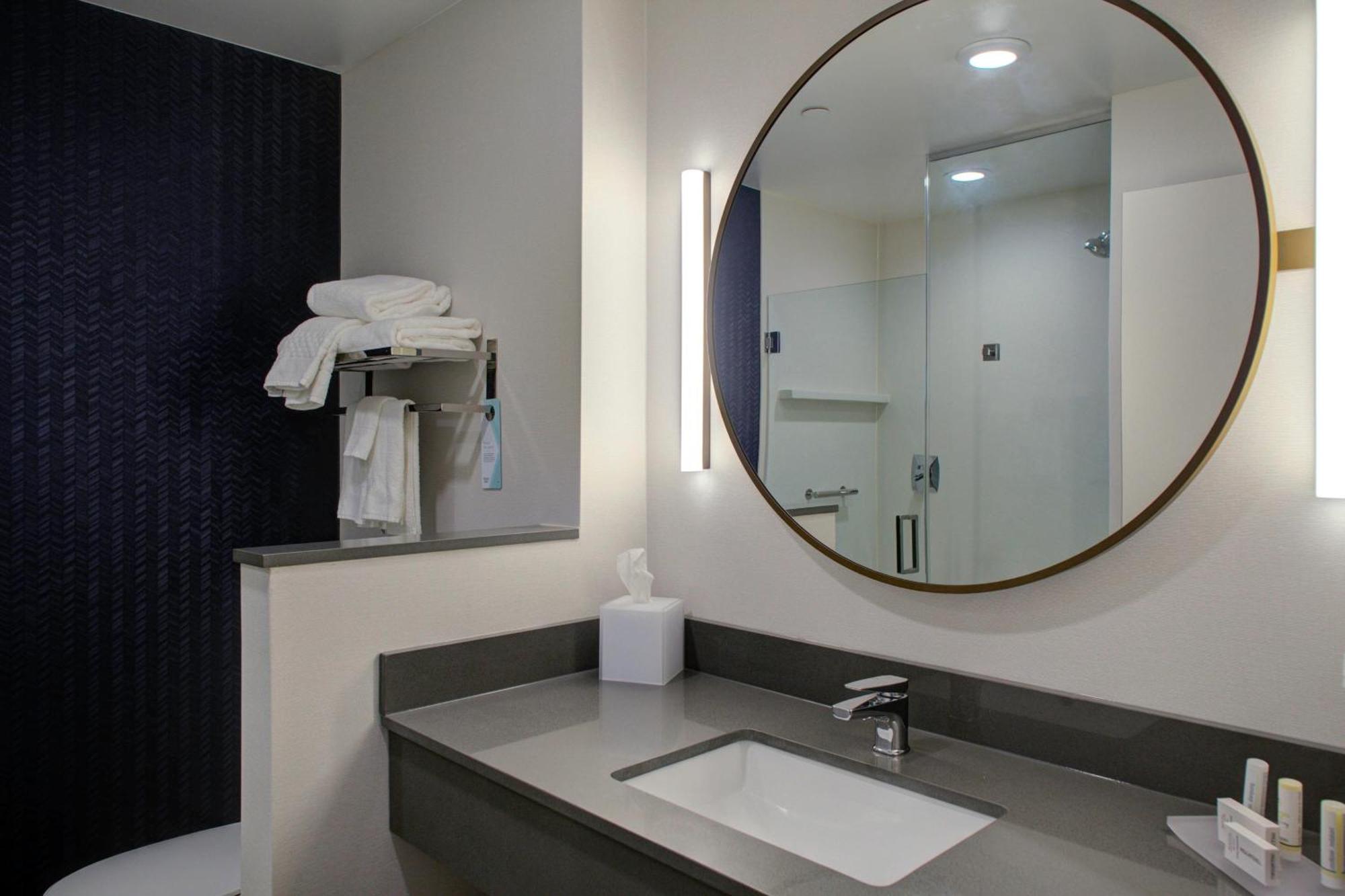 Fairfield Inn & Suites By Marriott Allentown West Breinigsville Экстерьер фото